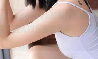 “cggolive吃瓜网页版”热辣更新，带你进入娱乐圈的背后，看瓜有新方式！