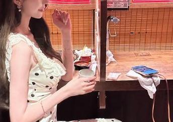 来黑料网看看今日黑料，最新内容一键下载，轻松获取热辣八卦！