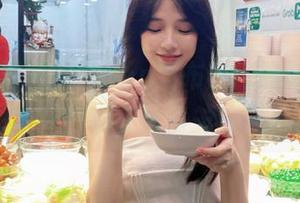 黑料网app发布热门黑料，少女们都在偷偷关注